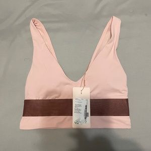 NWT Fabletics x Demi Lovato Sports Bra